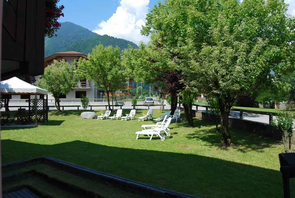 Hotel Quadrifoglio Pinzolo Eksteriør billede